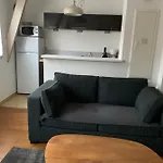 Vue Port Centre Довиль